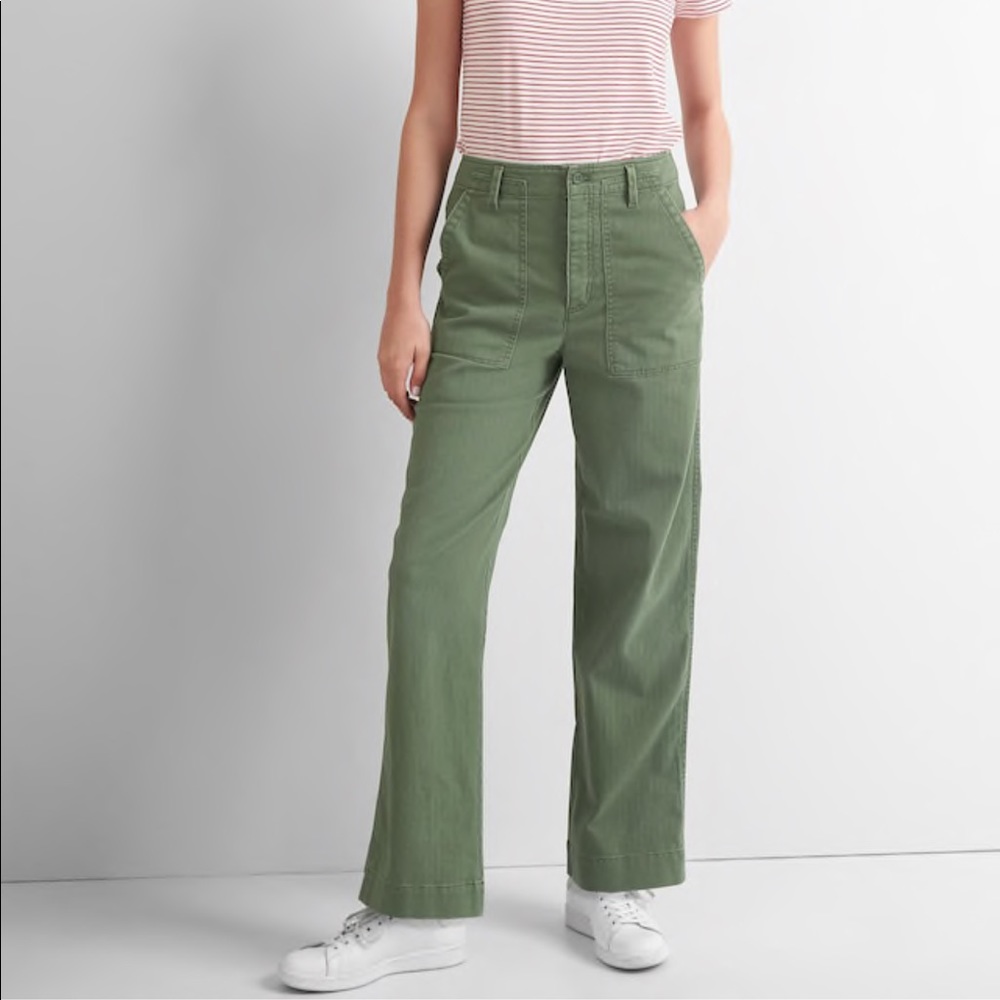 Gap high rise boyfriend utility chino army green 2